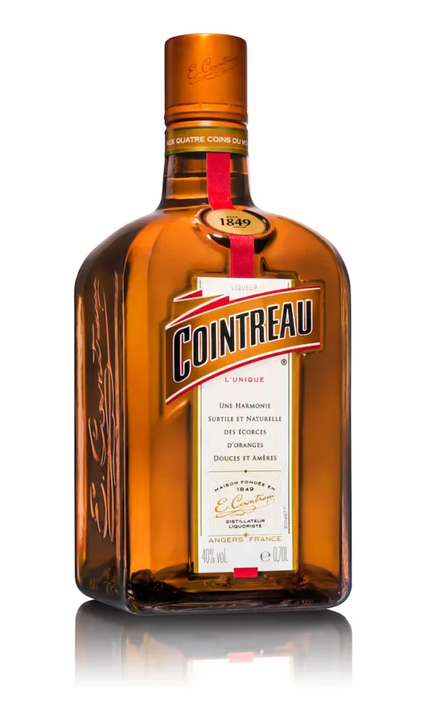 コワントロー COINTREAU のボトル